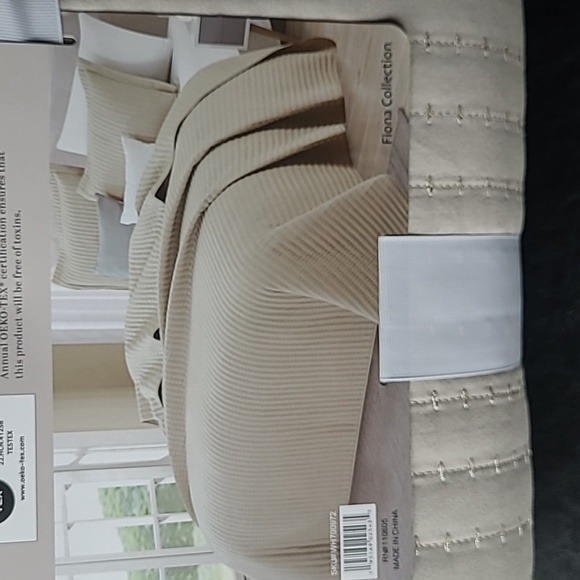 Full/Queen Reversible Quilt Set - Picture 4 of 8